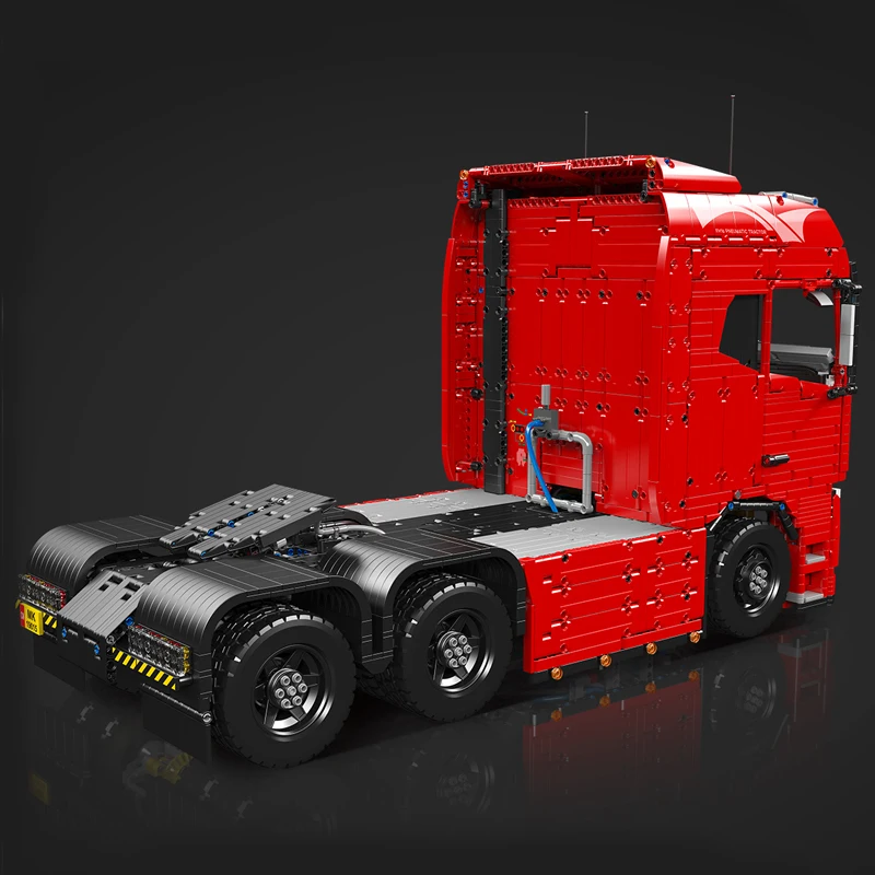 Mould King 19015 FH16 Remote Controlled Pneumatic Tractor Truck Building Set | 4,608 Pcs - Image 2